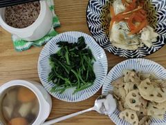 -臻爱住家月嫂育儿嫂(万达店)