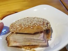 -崔继民烧饼夹肘子(新街口店)