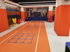 -悦动体能篮球羽毛球网球(三里河店)