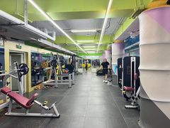 -李家军游泳健身