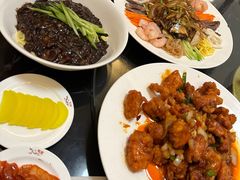 炸酱面-桃园中华料理炸酱面(燕儿岛路店)