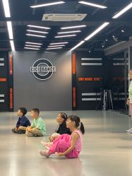 -CICI街舞专业培训