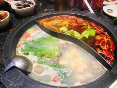 -井格重庆火锅(临平银泰城店)