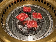 -山川小町·极番烧肉(新地假日广场店)