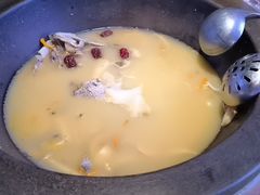 鲜活黑鱼-咕嘟草帽鱼·牛奶一样的鲜鱼汤(包河万达广场创始店)