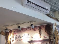 -八两八金·莱芜特色炒鸡(市南漳浦路店)