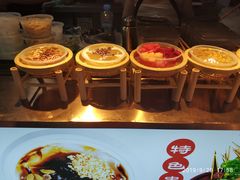 -绳金塔美食街(前进路店)