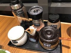 餐具摆设-美洲岛烤肉自助餐厅