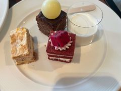 -岷山饭店-芝芝自助餐厅