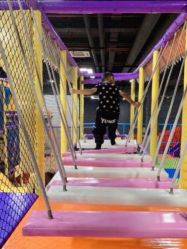 -蹦贝运动中心·蹦床·攀岩·闯关(龙岗店)