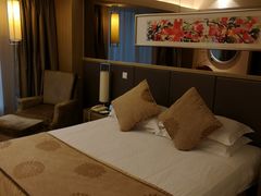 -南京双门楼宾馆(盐仓桥地铁站阅江楼店)