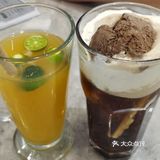 再也别和我提必胜客了