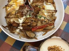 -万能料理屋(钟鼓岭路店)