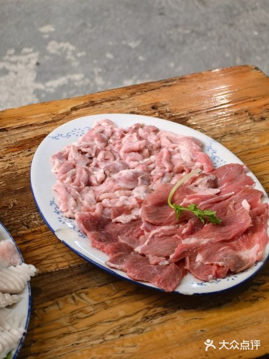 华哥新鲜猪精品美食图片