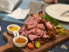 -又见马甲M8融合西餐厅(体育中心店)