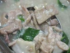 -标记美食新鲜猪杂(兴南大道店)