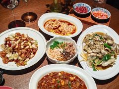 -肆海小川菜酒馆Wine Bistro (青年路店)