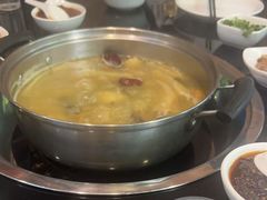 -丫丫汤膳打边炉(宏府408坊店)