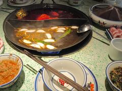 -鸿姐老火锅(疁城新天地店)