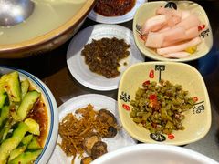 -富正毅三下锅·湘西韵味(天门山索道店)