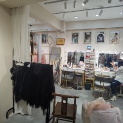 -一揽芳华汉服旗袍体验馆(拙政园店)