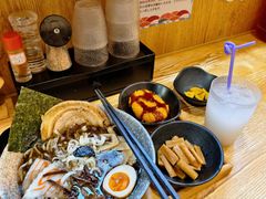 -柒鉦·日式豚骨拉麵(常德路店)