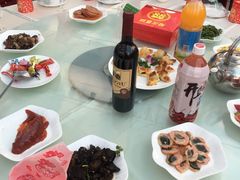 -幸福绿洲美食广场