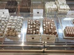 面包甜点陈列柜-VENCHI 闻绮(北京国贸商城店)