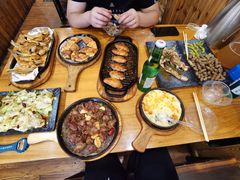 -老东镇啤酒屋海鲜加工·蒸汽海鲜·海鲜烧烤(台东店)