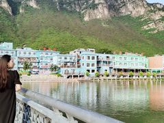 -百里峡七彩艺术小镇