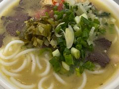 -文山荷鲜居(翠湖店)