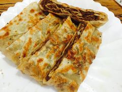 -溢心园香河肉饼总店