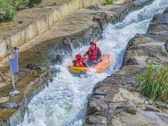 -虎啸峡漂流