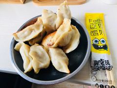 -黄阿姨锅贴大王(万航渡路店)