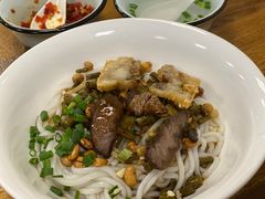 -牛八宝桂林米粉(八里庄店)