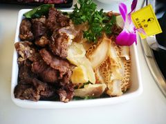 -三头牛·潮汕牛肉生蚝火锅 (夏湾店)