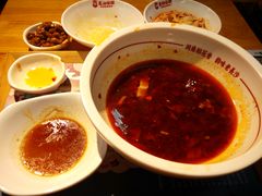 -呷佬·长沙手工米粉(金沙江路店)