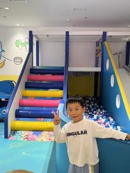 -孩子王游乐场(临沂吾悦广场店)