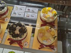 -花花卷卷·鲜食蛋糕(静安久光百货店)