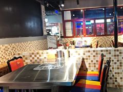 -马路牙子烧烤音乐酒馆(望京店)