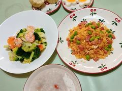 -优护佳医护级月嫂(和睦家浦西店)