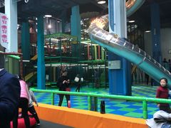 -蒙特利亲子乐园