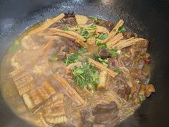 -70後铁锅炖(坡博总店)