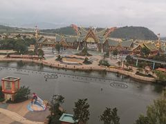 -七彩云南欢乐世界