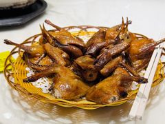 招牌红烧乳鸽-有腥气私房菜·寻味顺德