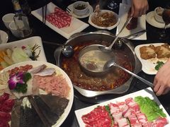 -小天鹅火锅·一线江景洪鼎旗舰店(洪崖洞店)