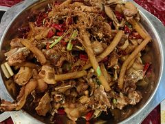干锅牛蛙-馋嘴蛙火锅