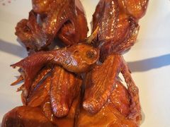 -鸽子侯·家宴·平价海鲜(绿地店)
