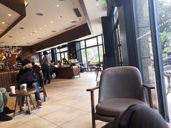 -星巴克(深圳龙华和平里店)
