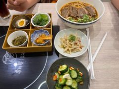 -康师傅私房牛肉面(马泉营奥莱店)